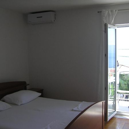 Guest House Adria Zengg Kültér fotó