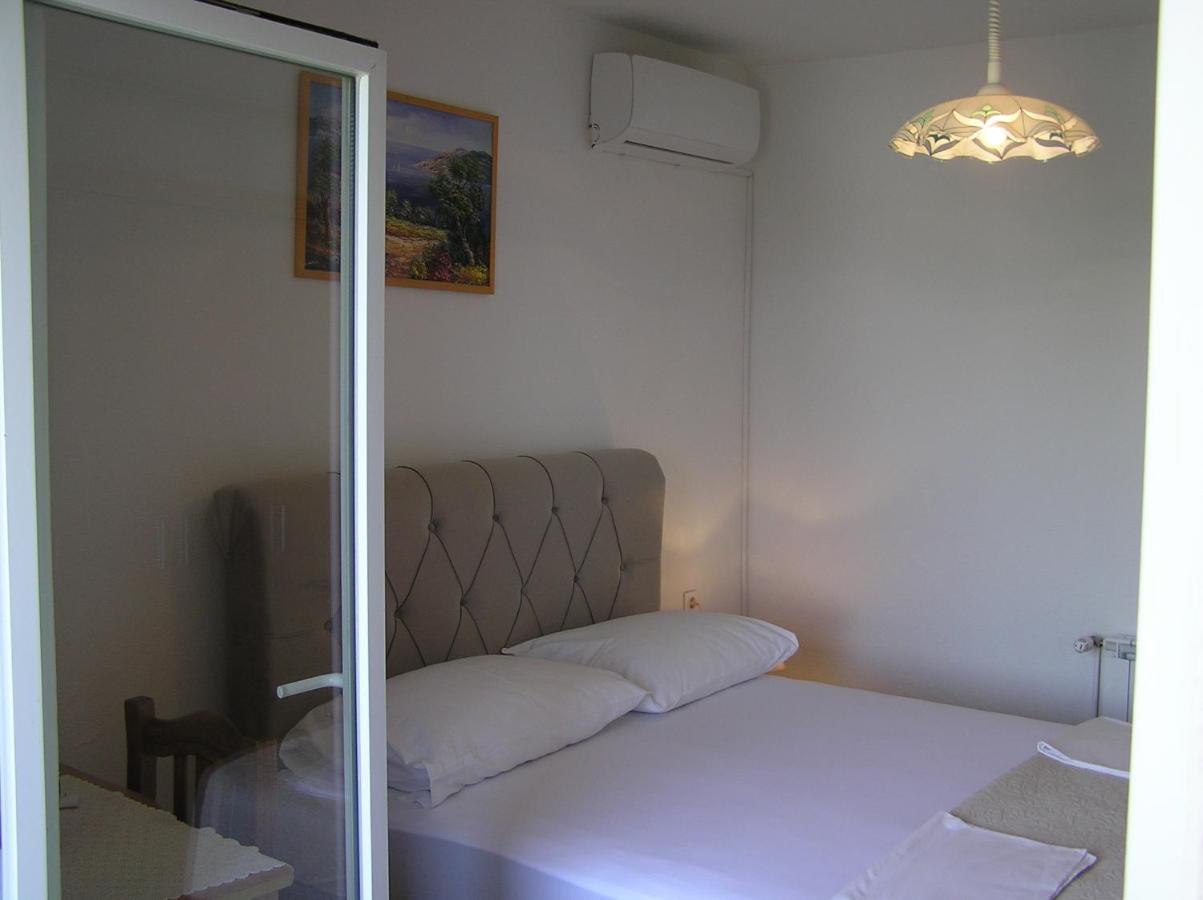 Guest House Adria Zengg Kültér fotó