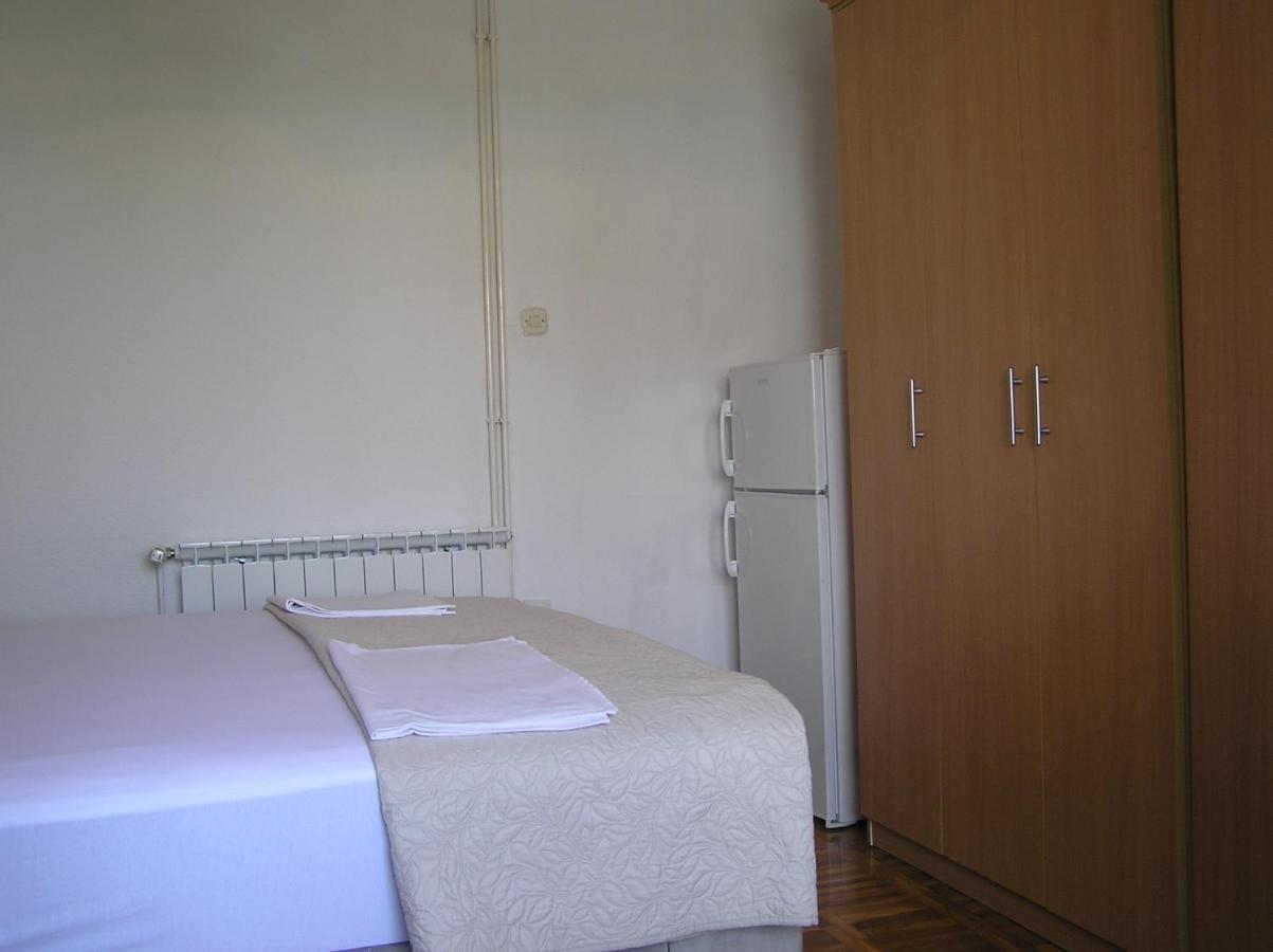 Guest House Adria Zengg Kültér fotó