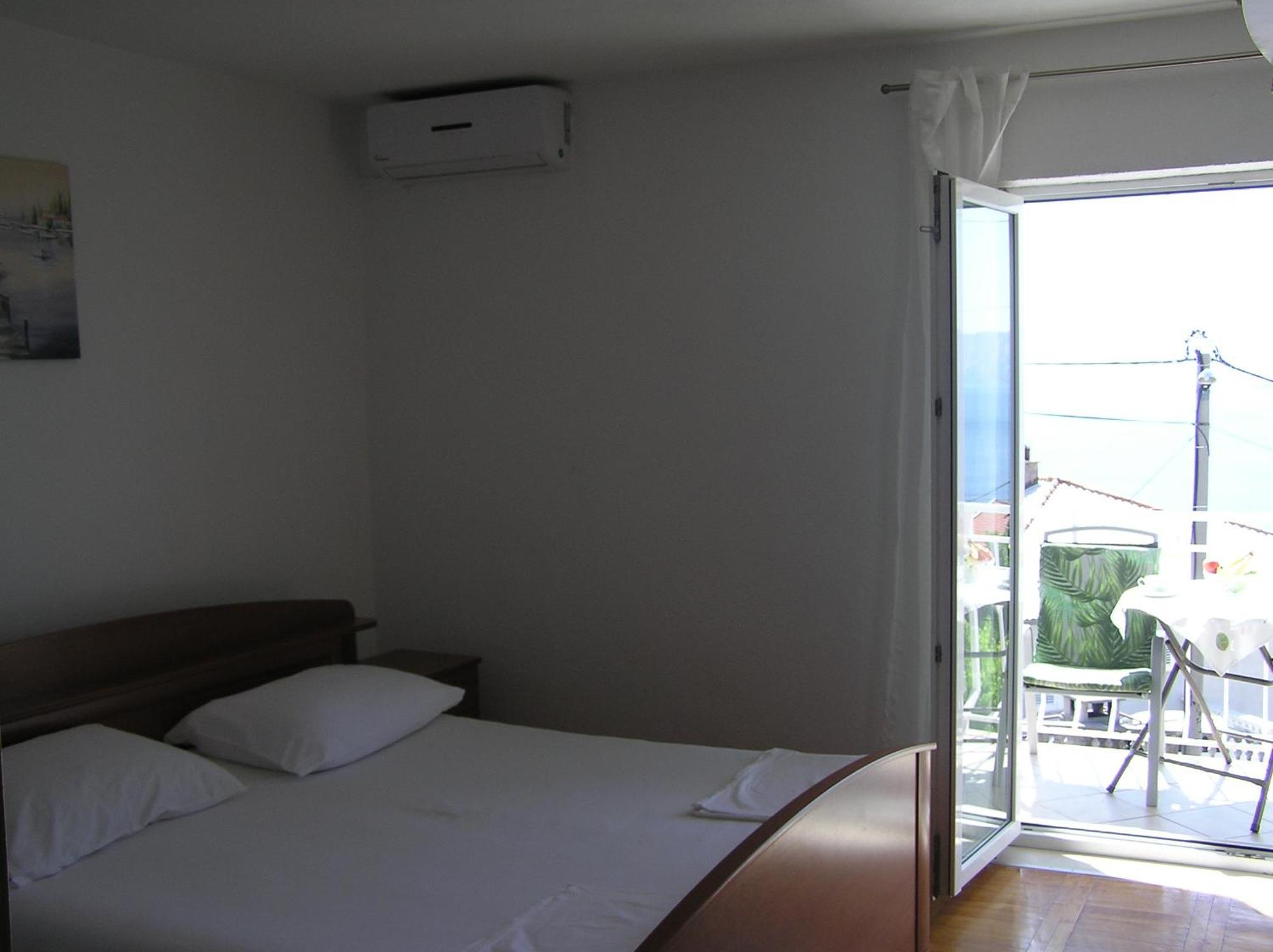 Guest House Adria Zengg Kültér fotó